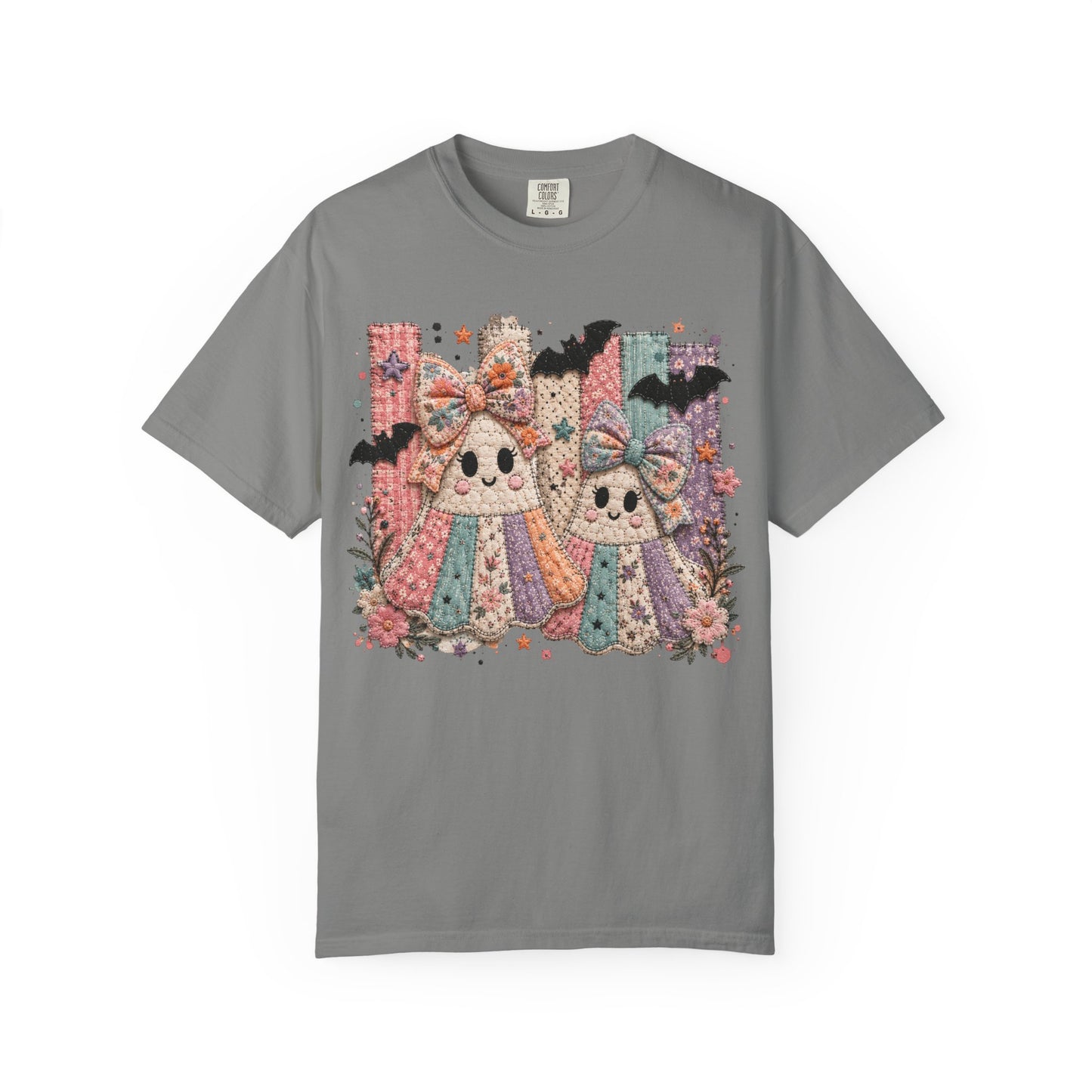 Quilted Cute Ghost Sisters Halloween T-Shirt