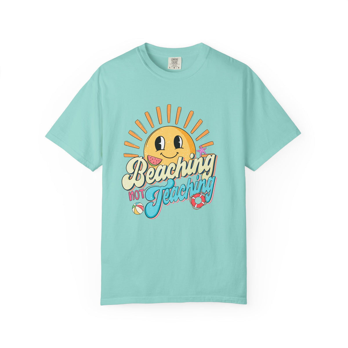 Beaching Not Teaching T-Shirt - Unisex Fun Tee for Summer, Gift for Teachers, Perfect for Vacations, Surfing and Relaxation