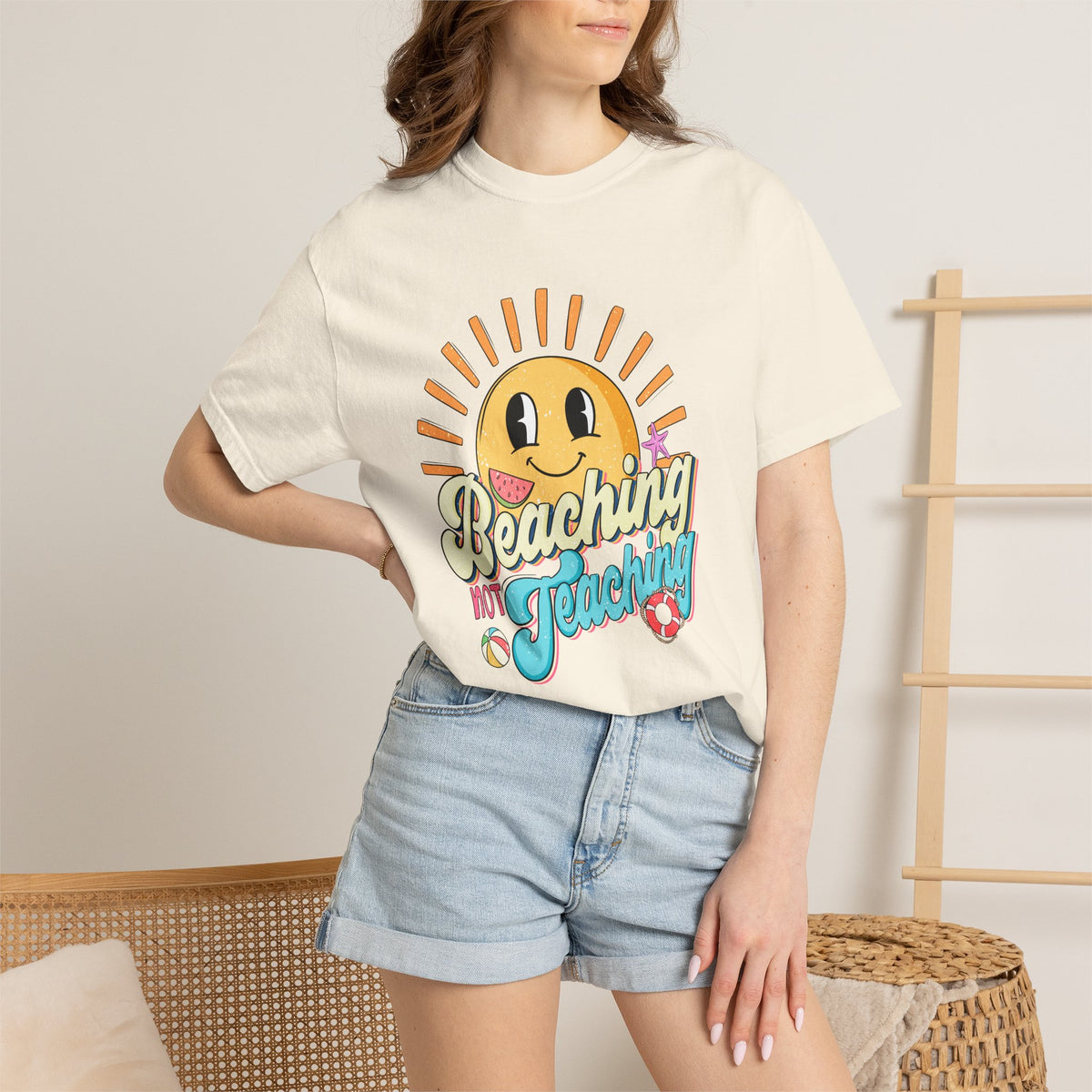 Beaching Not Teaching T-Shirt - Unisex Fun Tee for Summer, Gift for Teachers, Perfect for Vacations, Surfing and Relaxation