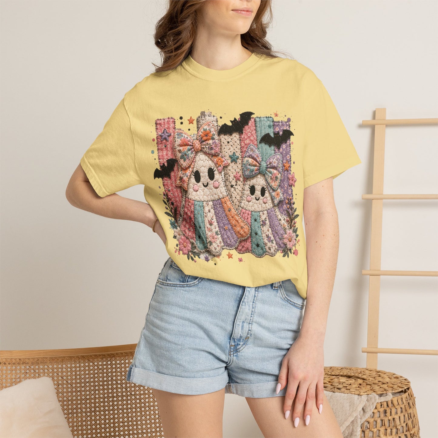 Quilted Cute Ghost Sisters Halloween T-Shirt